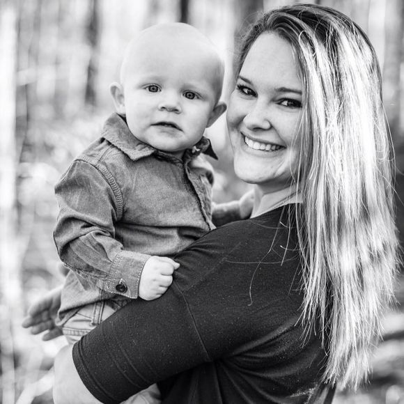 Meet your Posher, Kelsey - Picture 1 of 2